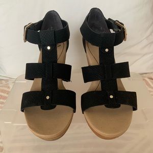 Dr. Scholl’s Esque Adjustable Buckle Wedge